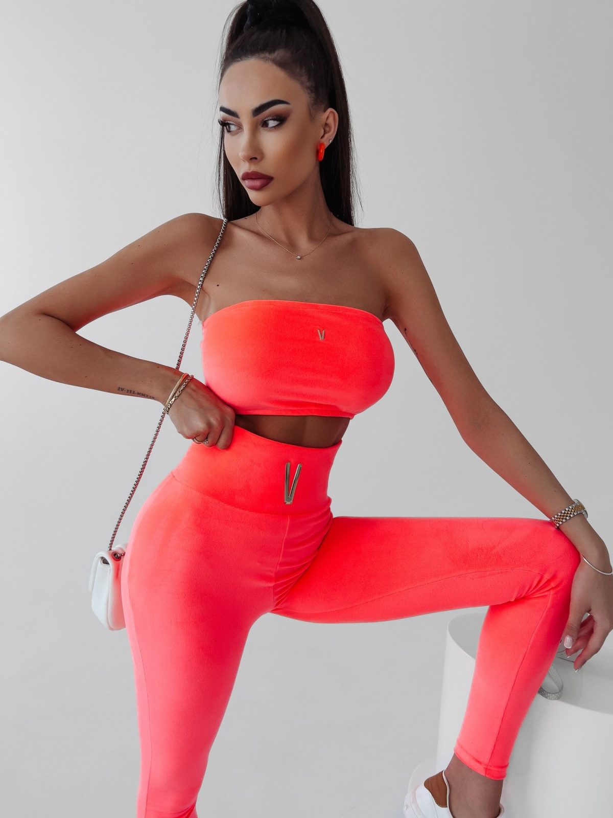 OLAVOGA FATIRA SZETT