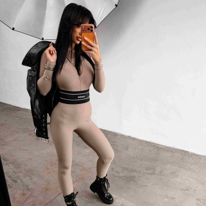 OLAVOGA NOWERA OVERÁL